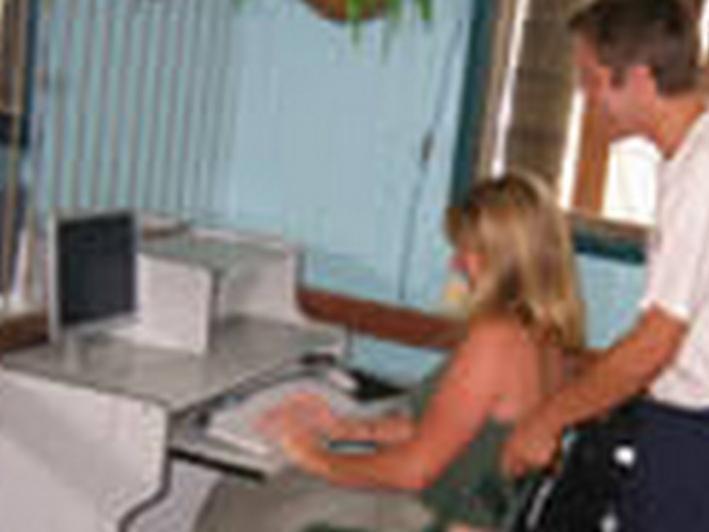 Backpackers By The Bay Vandrarhem Airlie Beach Exteriör bild